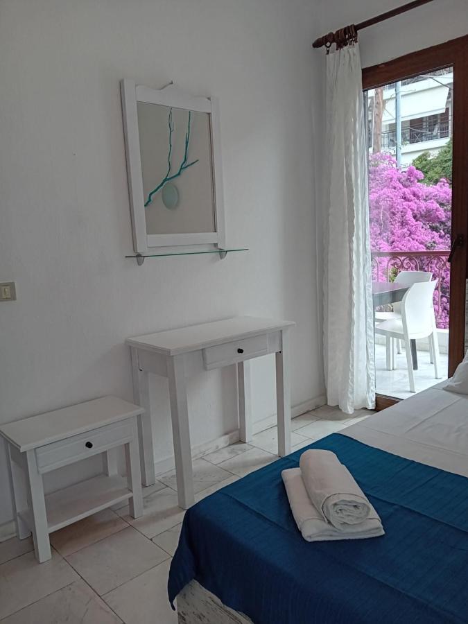 La Mira House Aparthotel Néosz Marmarász Kültér fotó